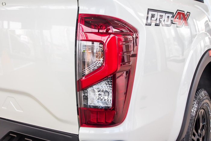 2025 Nissan Navara PRO-4X D23 MY25 4X4 Dual Range White Pearl