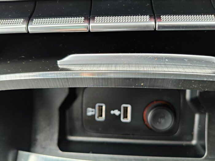 2022 MG HS Essence X