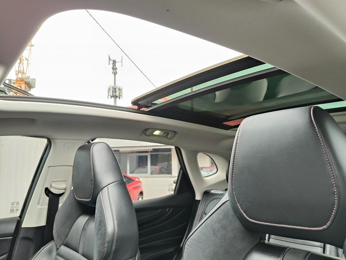 2022 MG HS Essence X