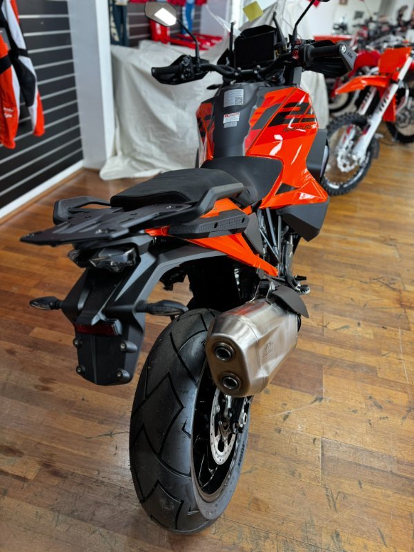 2023 Ktm SUPER ADVENTURE S Orange