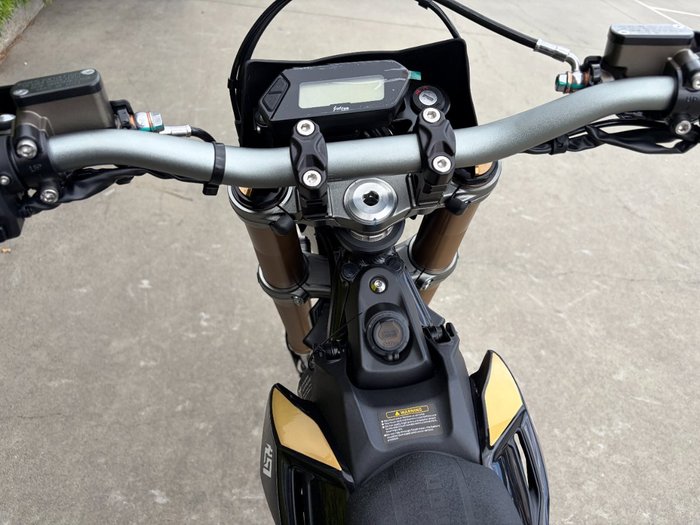 2025 Sur-ron 2025 Sur-ron ELECTRIC ULTRA BEE X HP Black