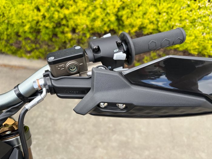 2025 Sur-ron 2025 Sur-ron ELECTRIC ULTRA BEE X HP Black