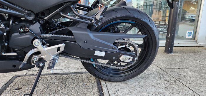 2025 CFMOTO 450 NK BLACK