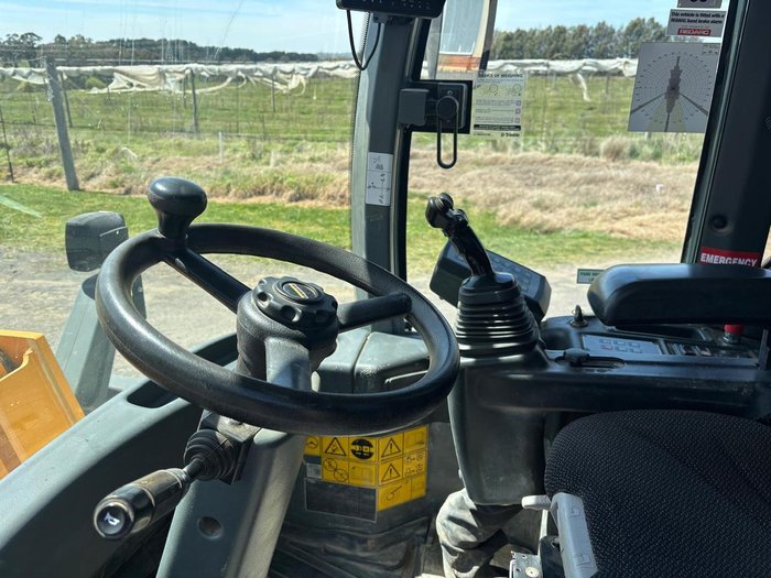 2015 Liebherr L556