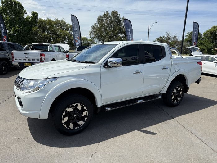 2016 Mitsubishi Triton Exceed