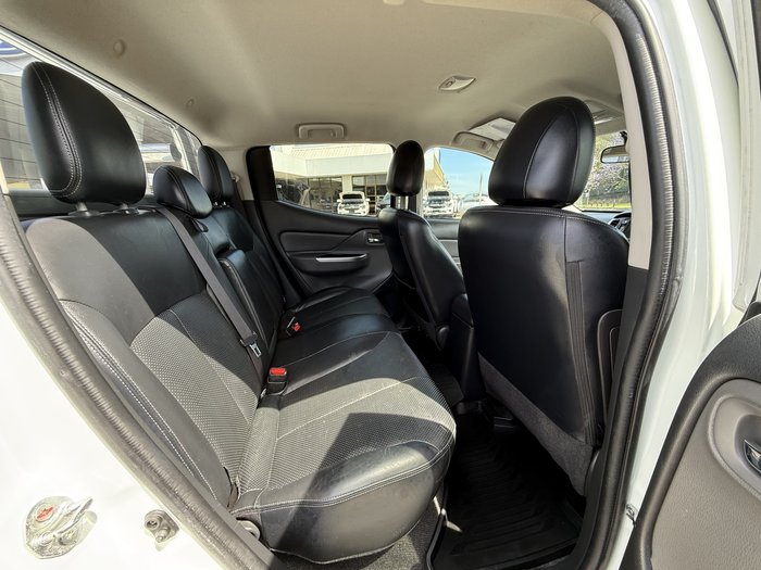 2016 Mitsubishi Triton Exceed