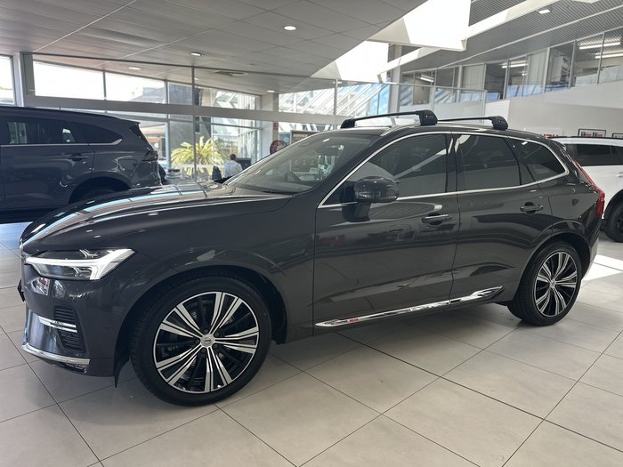 2022 Volvo XC60 B5 Inscription