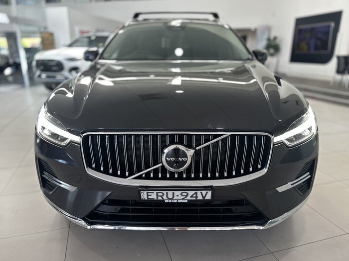 2022 Volvo XC60 B5 Inscription