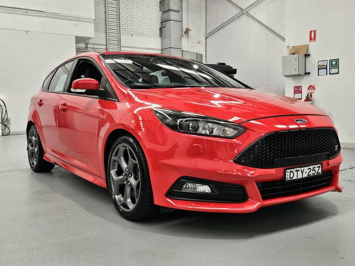2017 Ford Focus ST