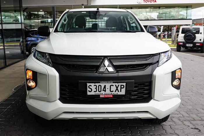2023 Mitsubishi Triton GLX