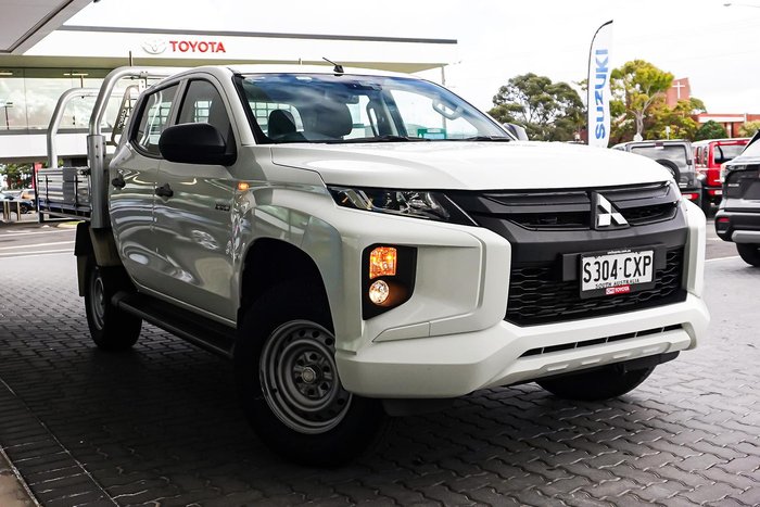 2023 Mitsubishi Triton GLX