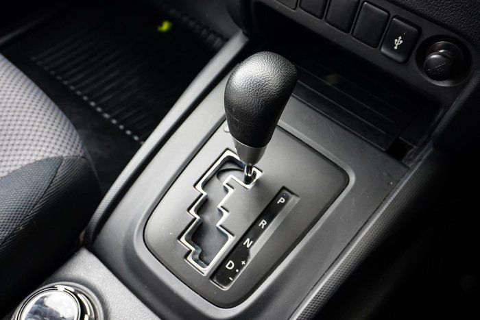 2023 Mitsubishi Triton GLX