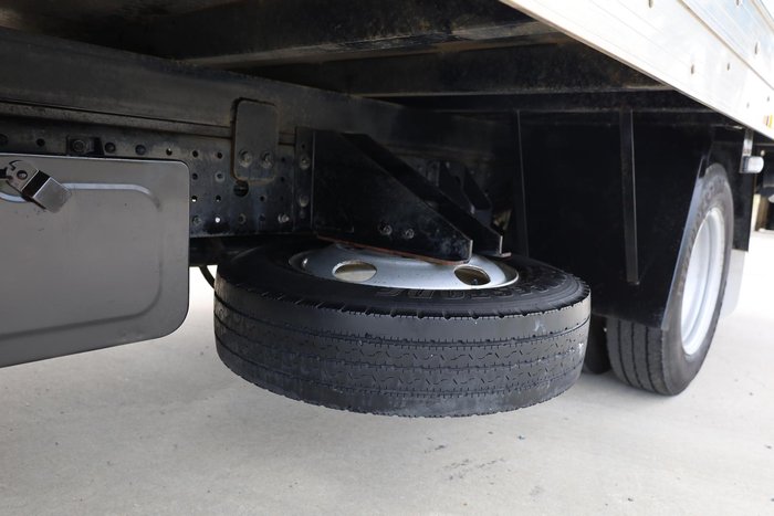 2021 Fuso 515 Pantech White