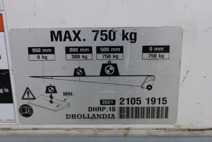 2021 Fuso 515 Pantech White