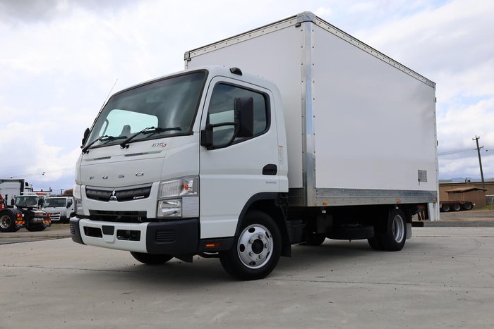 2021 Fuso 515 Canter Pantech White