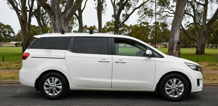 2015 Kia Carnival S