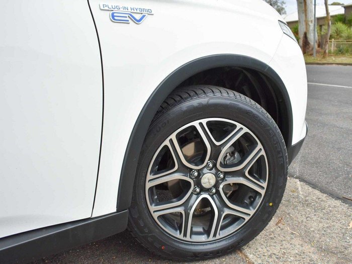 2014 Mitsubishi Outlander PHEV Aspire