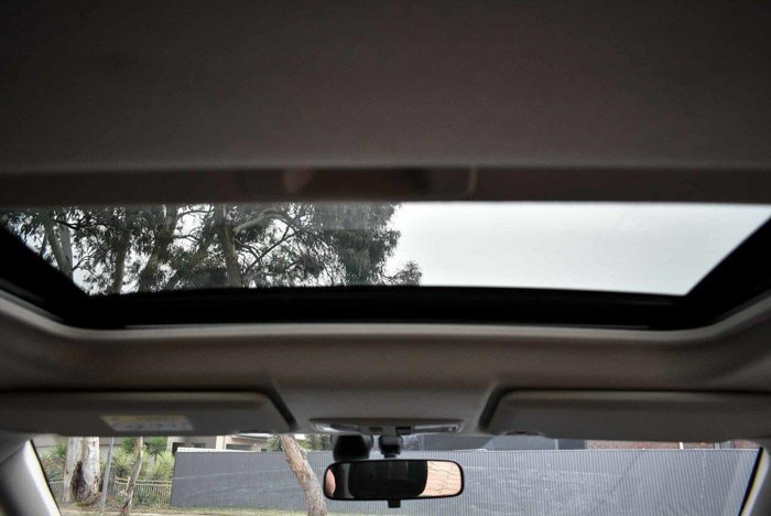 2014 Mitsubishi Outlander PHEV Aspire