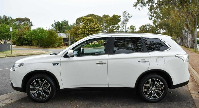 2014 Mitsubishi Outlander PHEV Aspire