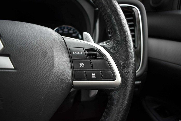 2014 Mitsubishi Outlander PHEV Aspire