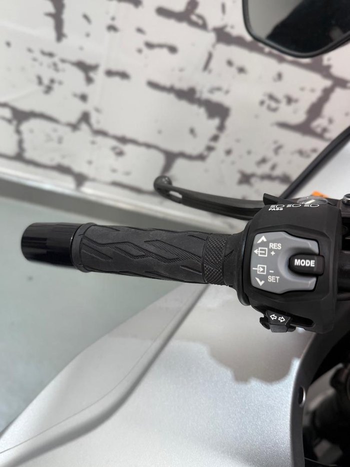 2022 Suzuki Hayabusa (GSX1300R) Hayabusa Grey