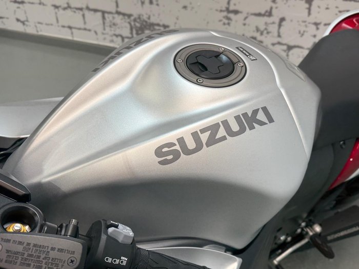 2022 Suzuki Hayabusa (GSX1300R) Hayabusa Grey