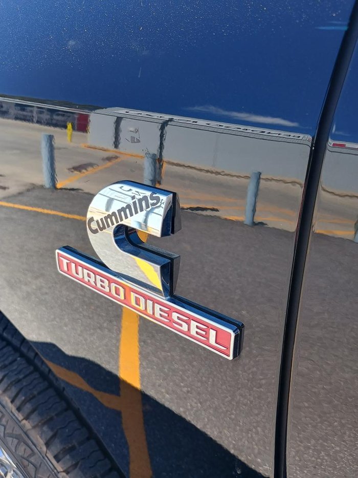 2023 RAM 2500 Laramie Rambox