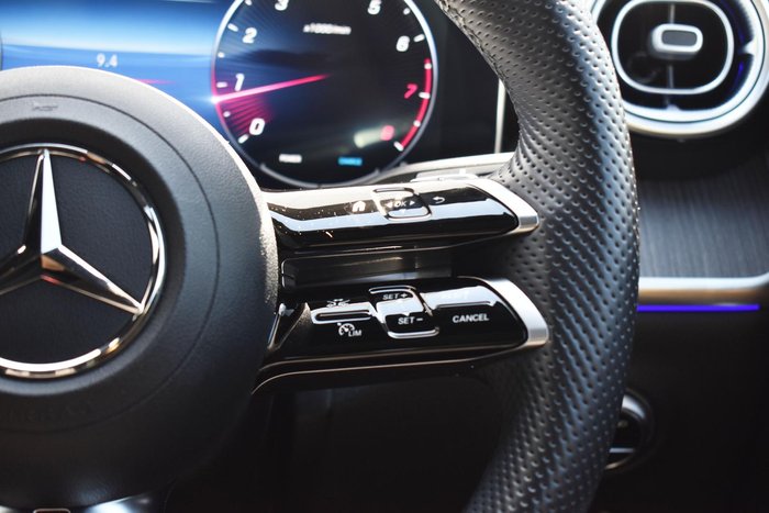 2023 Mercedes-Benz GLC-Class GLC300