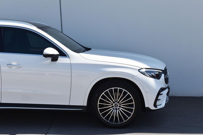 2023 Mercedes-Benz GLC-Class GLC300