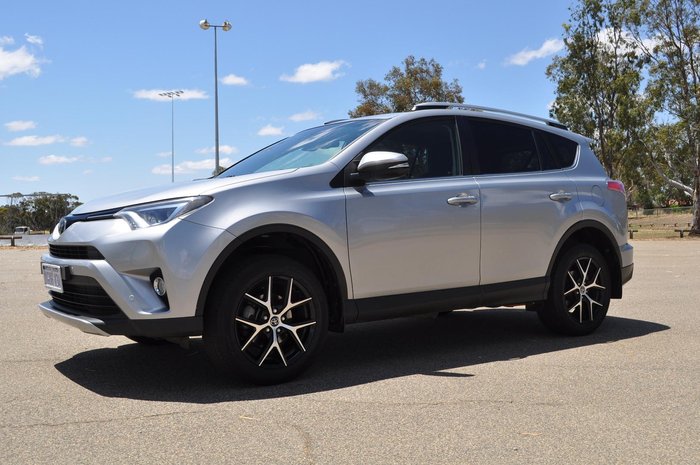 2018 Toyota RAV4 GXL
