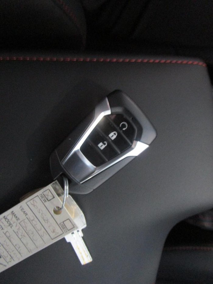 2025 Isuzu D-MAX X-TERRAIN