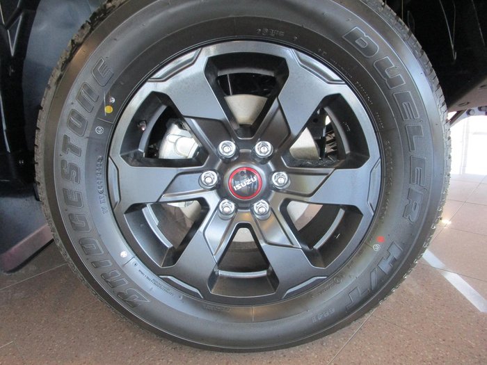 2025 Isuzu D-MAX X-TERRAIN