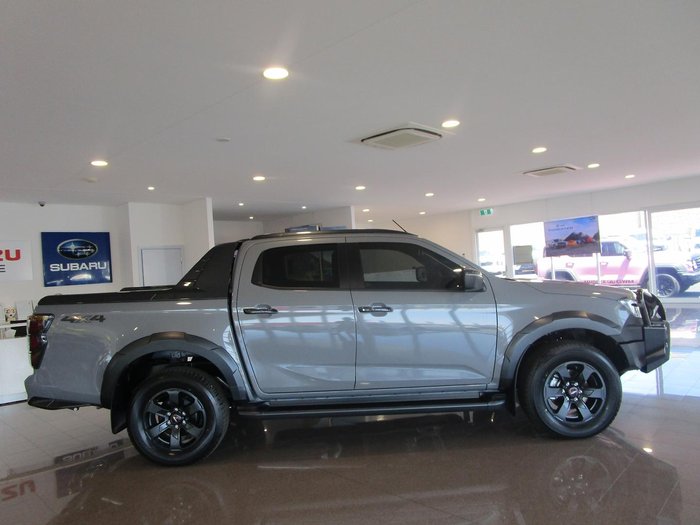 2025 Isuzu D-MAX X-TERRAIN