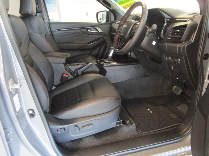 2025 Isuzu D-MAX X-TERRAIN