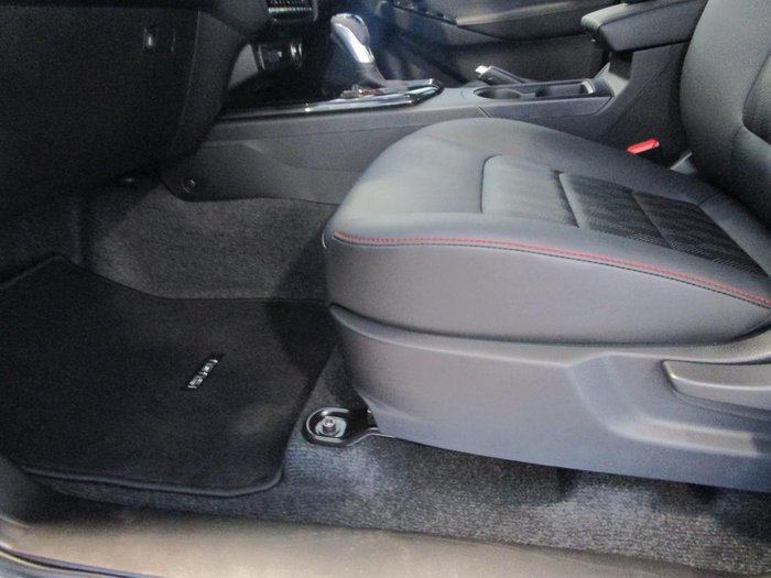 2025 Isuzu D-MAX X-TERRAIN