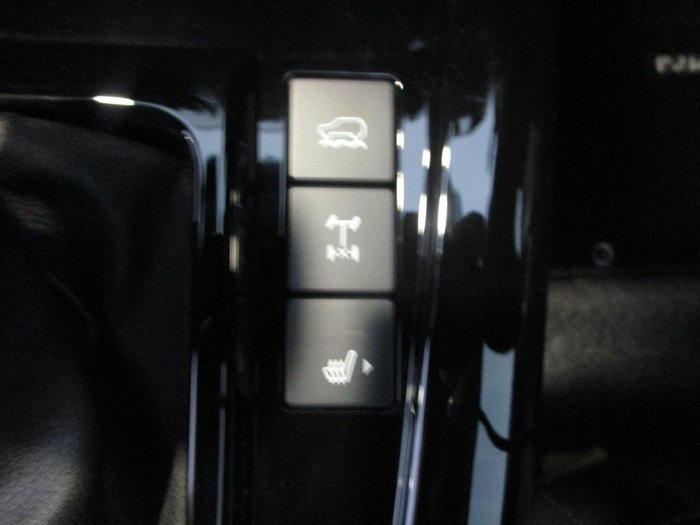 2025 Isuzu D-MAX X-TERRAIN