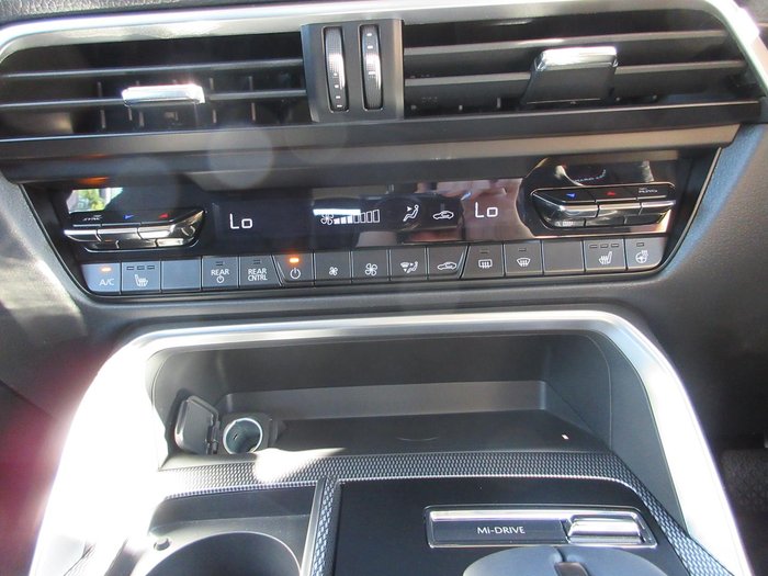 2025 Mazda CX-80 G40e GT