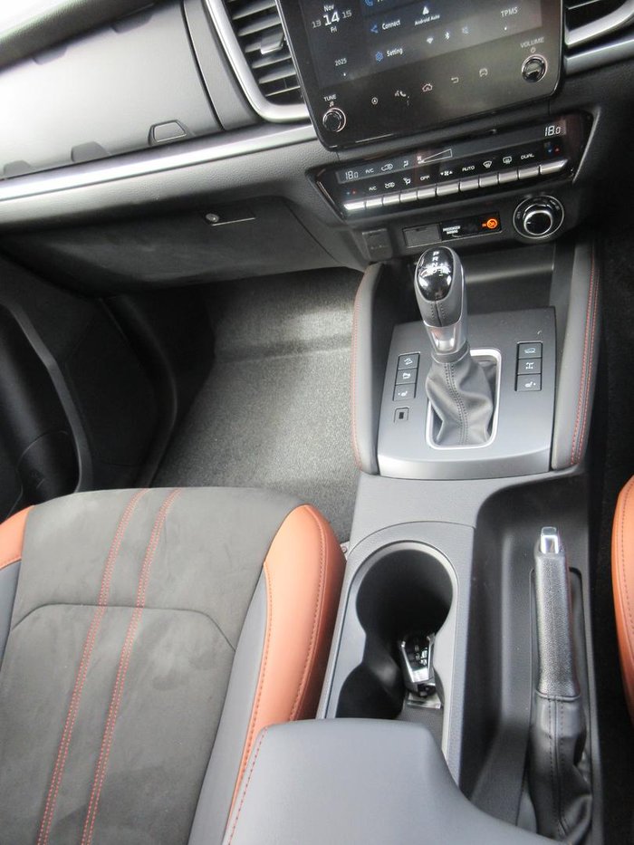 2025 Mazda BT-50 SP