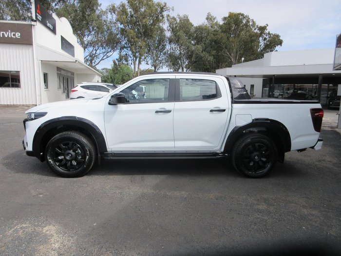2025 Mazda BT-50 SP