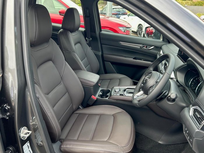 2025 Mazda CX-5 G25 Akera