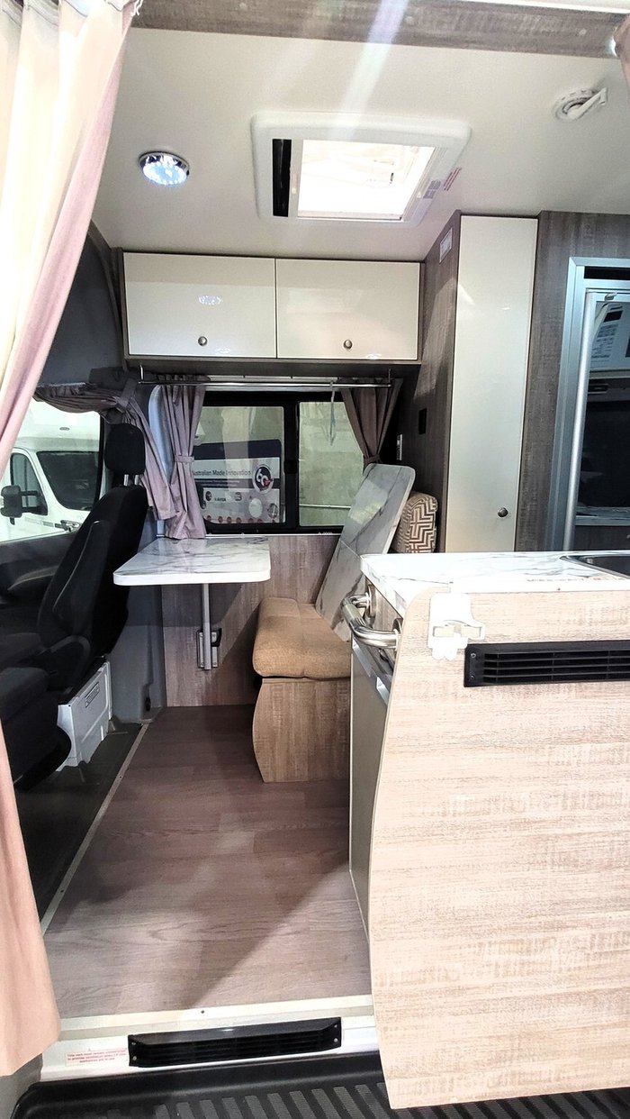 2016 Winnebago Bondi 2S