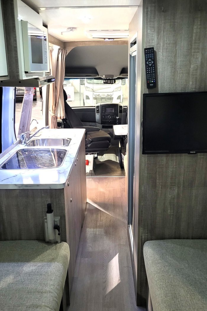 2016 Winnebago Bondi 2S