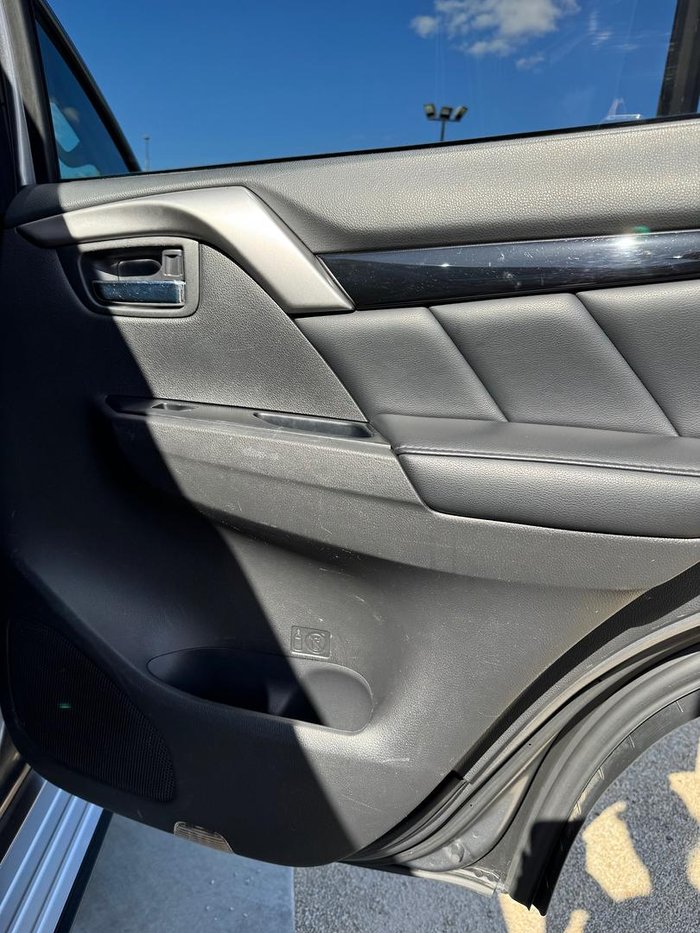 2017 Mitsubishi Pajero Sport GLS QE MY17 4X4 Dual Range Titanium