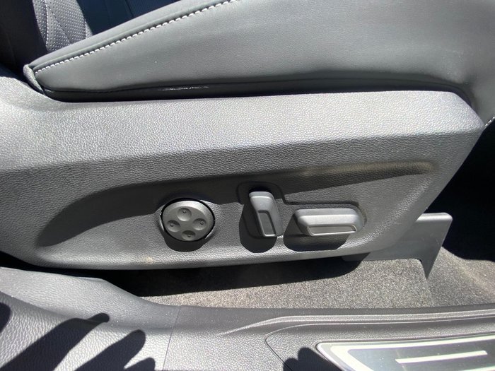 2025 LDV D90 Executive