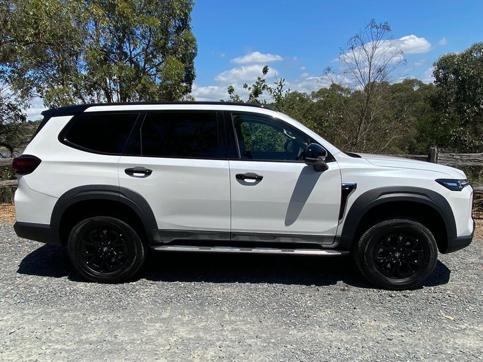 2025 LDV D90 Executive