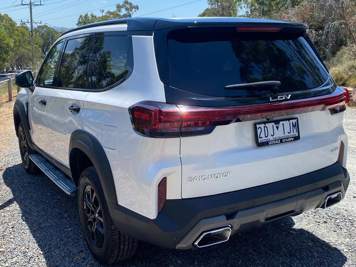 2025 LDV D90 Executive