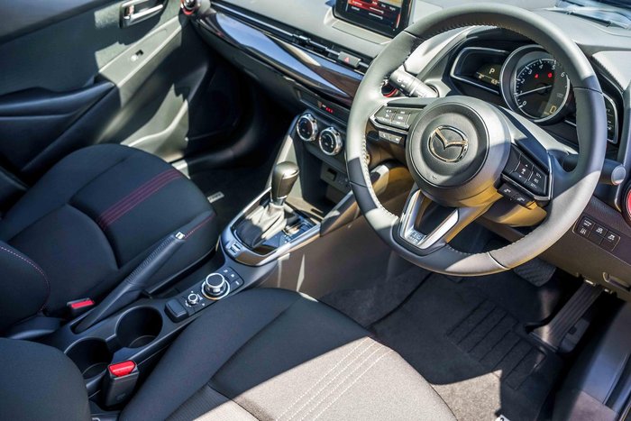 2025 Mazda 2 G15 Evolve