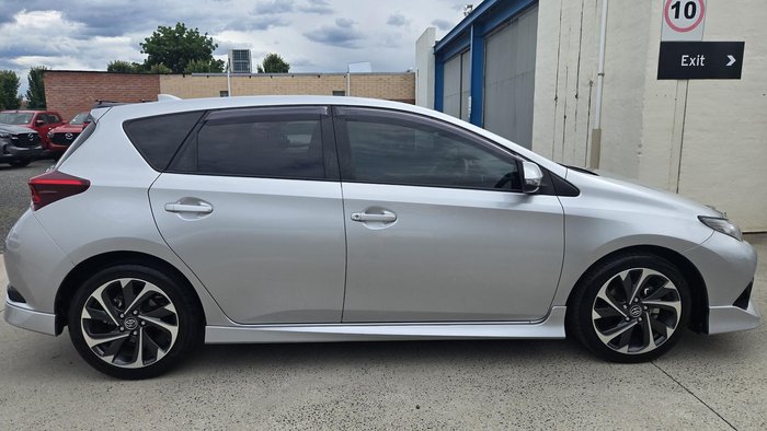 2017 Toyota Corolla SX