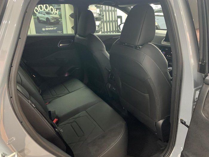 2025 Nissan QASHQAI N-DESIGN e-POWER J12 MY25 Ceramic Grey with Onyx Black Roof