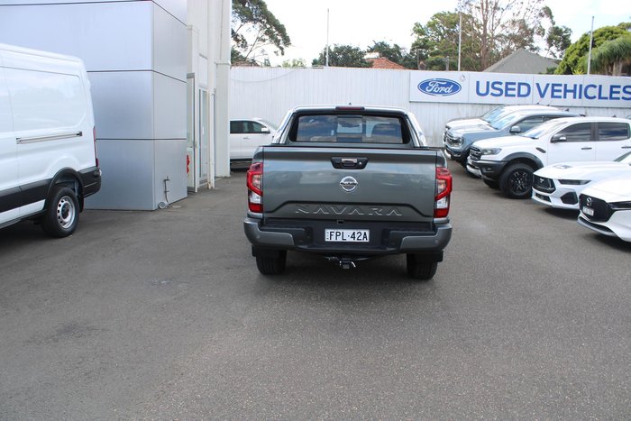 2024 Nissan Navara ST